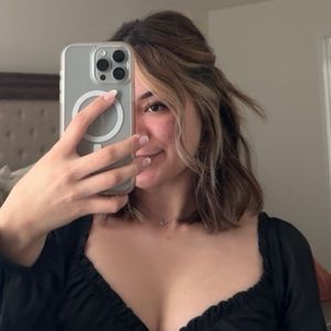 Meet your Posher, Paola